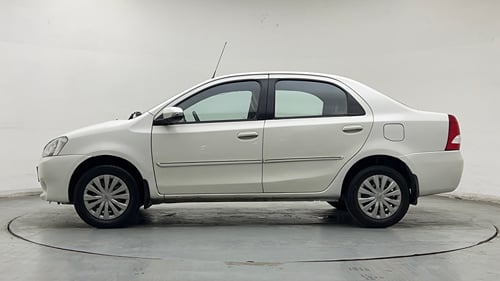 Used 2015 Toyota Etios V Petrol Manual exterior LEFT SIDE VIEW