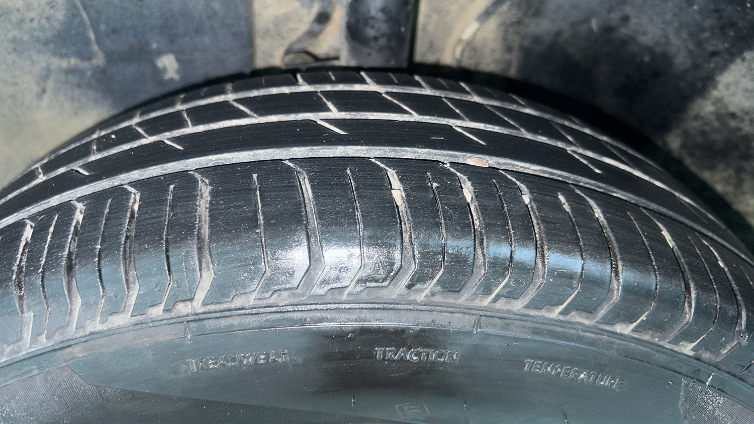 Used 2022 Tata Punch Adventure MT Petrol Manual tyres LEFT FRONT TYRE TREAD VIEW
