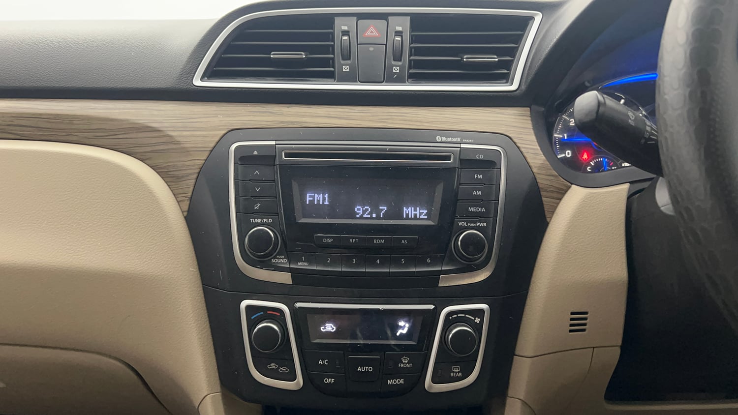 Used 2022 Maruti Suzuki Ciaz Delta 1.5 Petrol Manual interior MUSIC SYSTEM & AC CONTROL VIEW