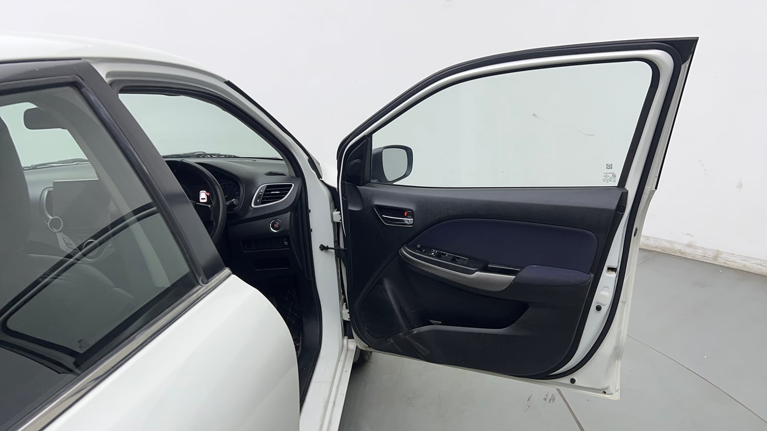Used 2019 Maruti Suzuki Baleno Zeta Petrol Manual interior RIGHT FRONT DOOR OPEN VIEW