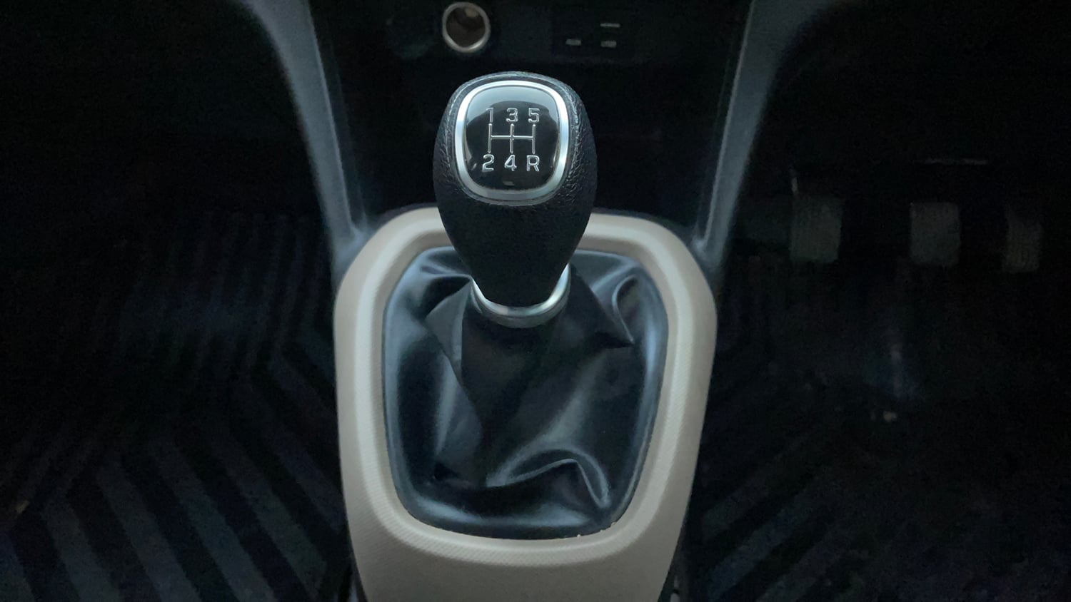 Used 2017 Hyundai Grand i10 Asta 1.2 Kappa VTVT Petrol Manual interior GEAR  KNOB VIEW