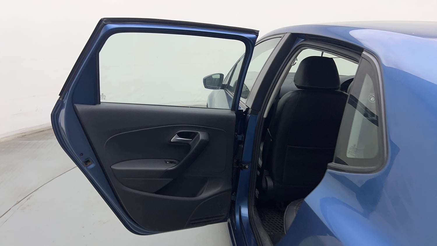 Used 2017 Volkswagen Polo Comfortline 1.2L (P) Petrol Manual interior LEFT REAR DOOR OPEN VIEW