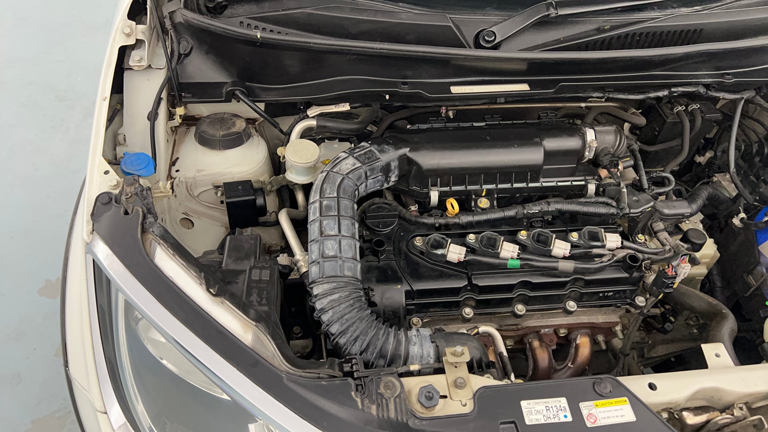 Used 2020 Maruti Suzuki Ignis Zeta 1.2 AMT Petrol Automatic engine ENGINE RIGHT SIDE VIEW