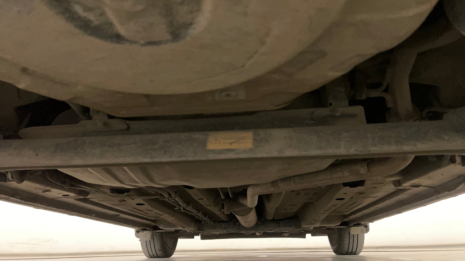Used 2023 Tata Altroz XZ Petrol Petrol Manual extra REAR UNDERBODY VIEW (TAKEN FROM REAR)