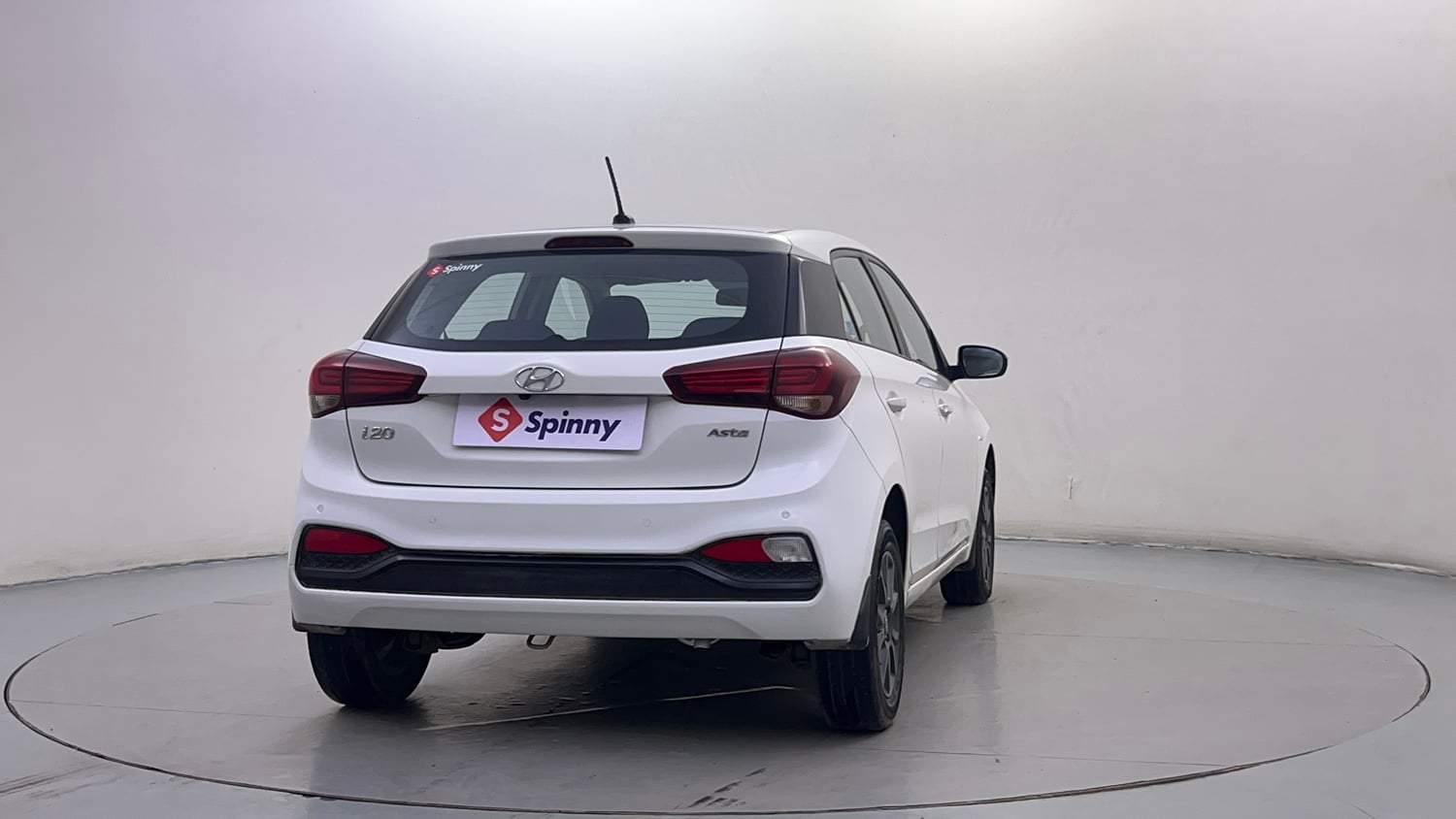 Used 2018 Hyundai Elite i20 Asta 1.2 AT Petrol Automatic exterior RIGHT REAR CORNER VIEW