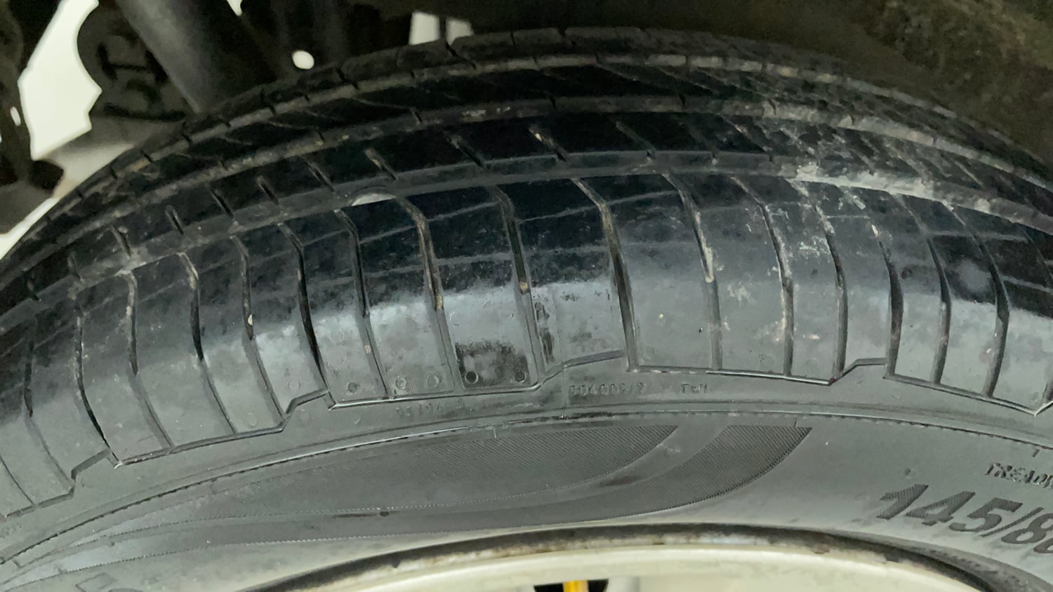 Used 2012 Maruti Suzuki Wagon R LXi Petrol Manual tyres RIGHT REAR TYRE TREAD VIEW
