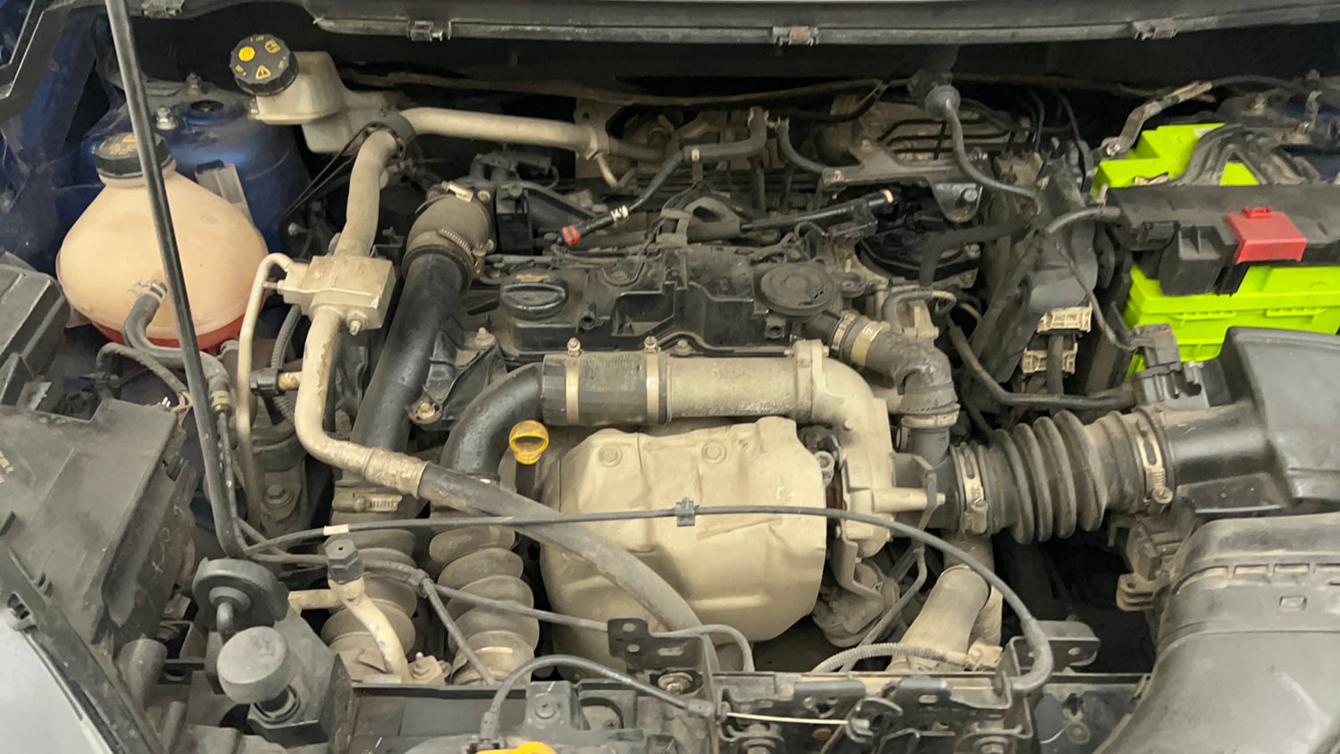 Used 2017 Ford EcoSport Titanium 1.5L TDCi Diesel Manual engine ENGINE RIGHT SIDE VIEW