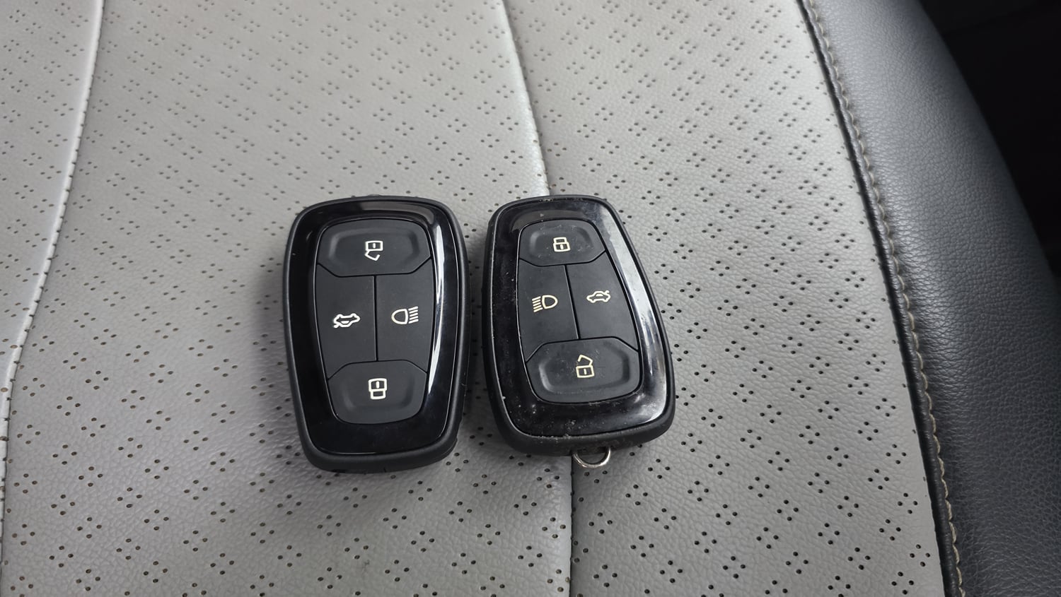 Used 2021 Tata Tiago NRG XZ MT Petrol Manual extra CAR KEY VIEW