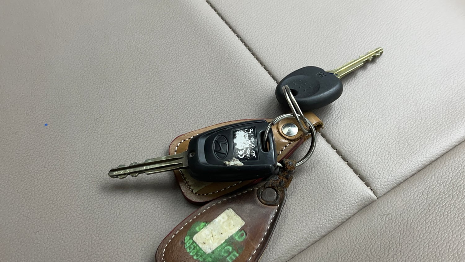 Used 2018 Hyundai Grand i10 Sportz (O) AT 1.2 Kappa VTVT Petrol Automatic extra CAR KEY VIEW