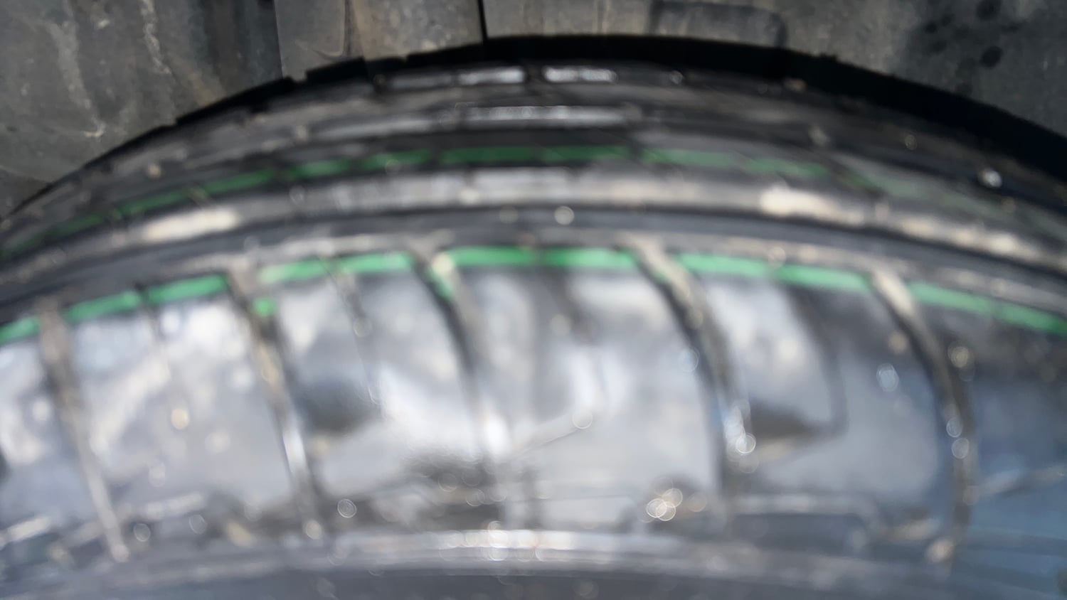 Used 2019 Maruti Suzuki Swift VXi AMT Petrol Automatic tyres RIGHT REAR TYRE TREAD VIEW
