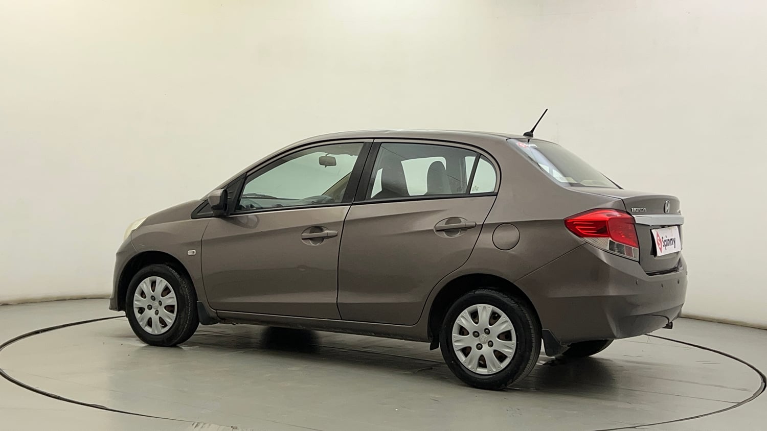 Used 2013 Honda Amaze 1.2 S i-VTEC Petrol Manual exterior LEFT REAR CORNER VIEW