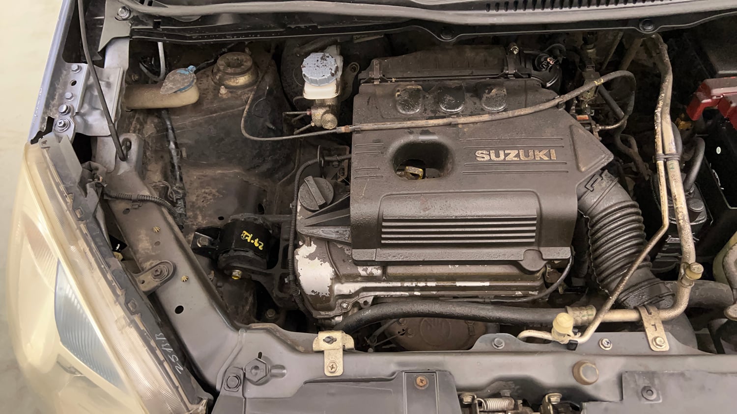 Used 2012 Maruti Suzuki Wagon R LXi Petrol Manual engine ENGINE RIGHT SIDE VIEW