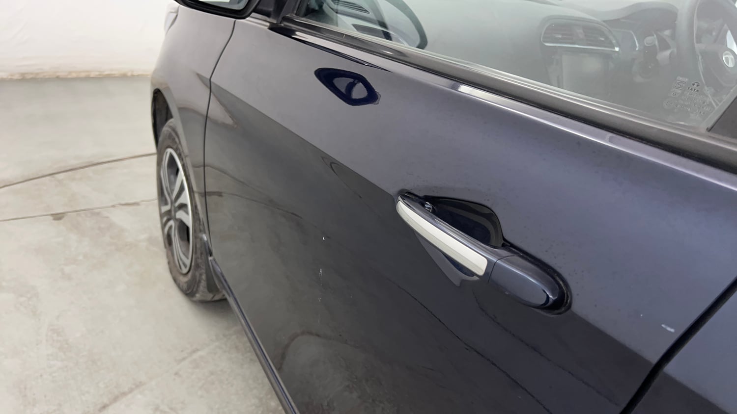 Used 2024 Tata Tigor XZA iCNG Cng Automatic dents MINOR SCRATCH