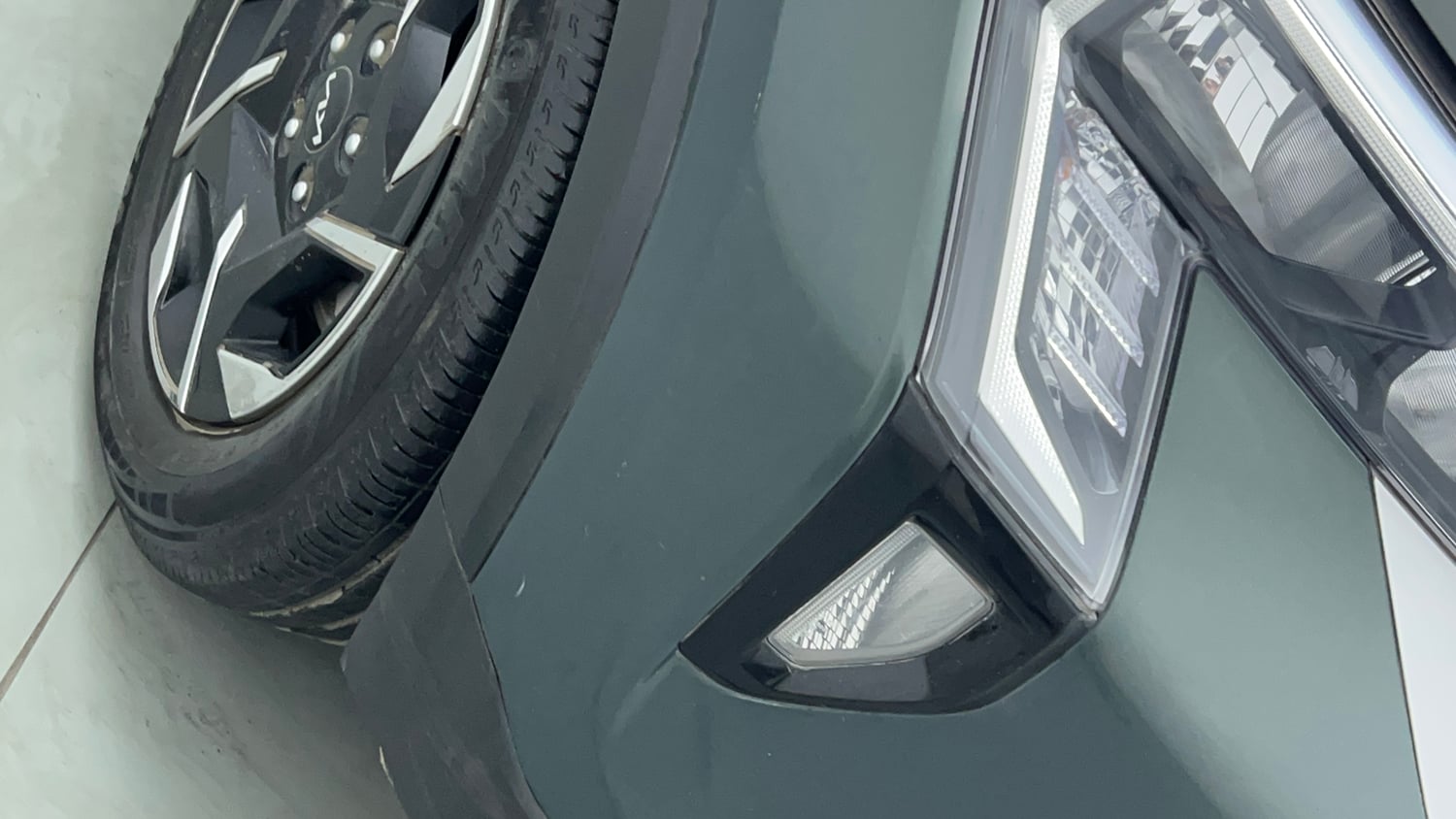 Used 2024 Kia Sonet HTK (O) 1.2 Petrol MT Petrol Manual dents MINOR SCRATCH