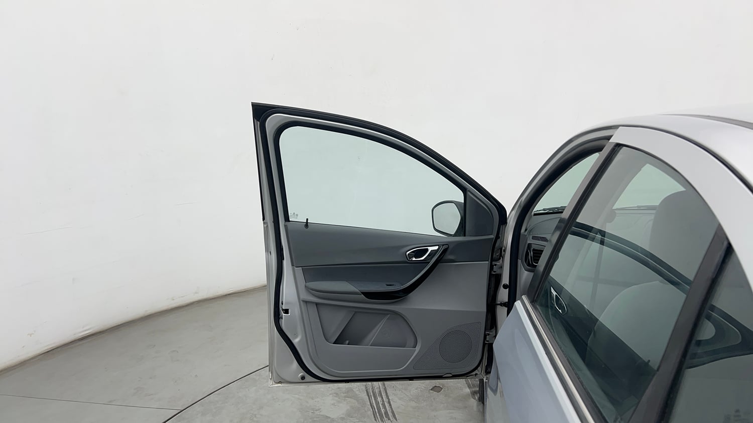 Used 2021 Tata Tigor XZ Plus Petrol Manual interior LEFT FRONT DOOR OPEN VIEW