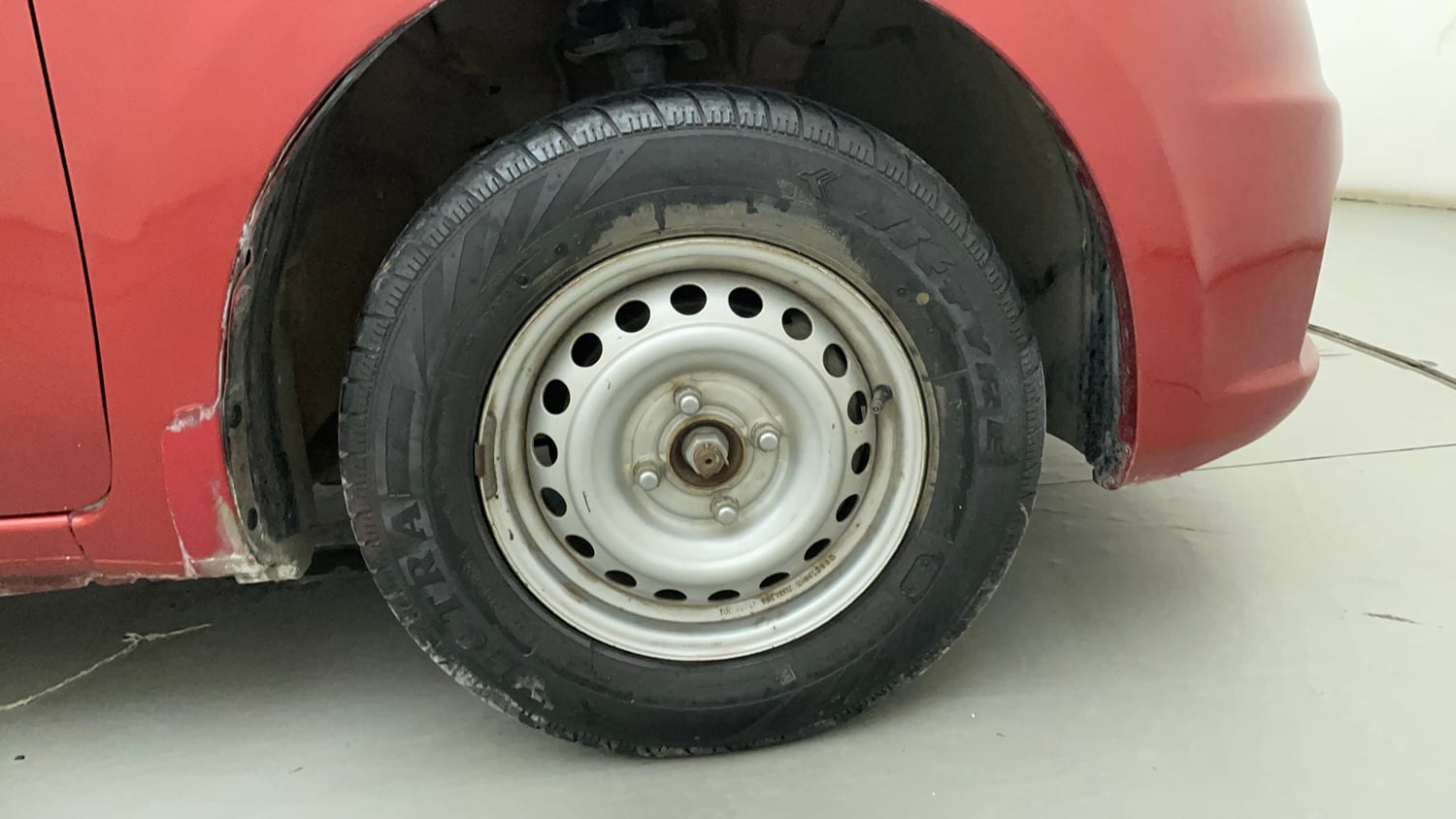 Used 2019 Nissan Micra Active XL Petrol Manual tyres RIGHT FRONT TYRE RIM VIEW