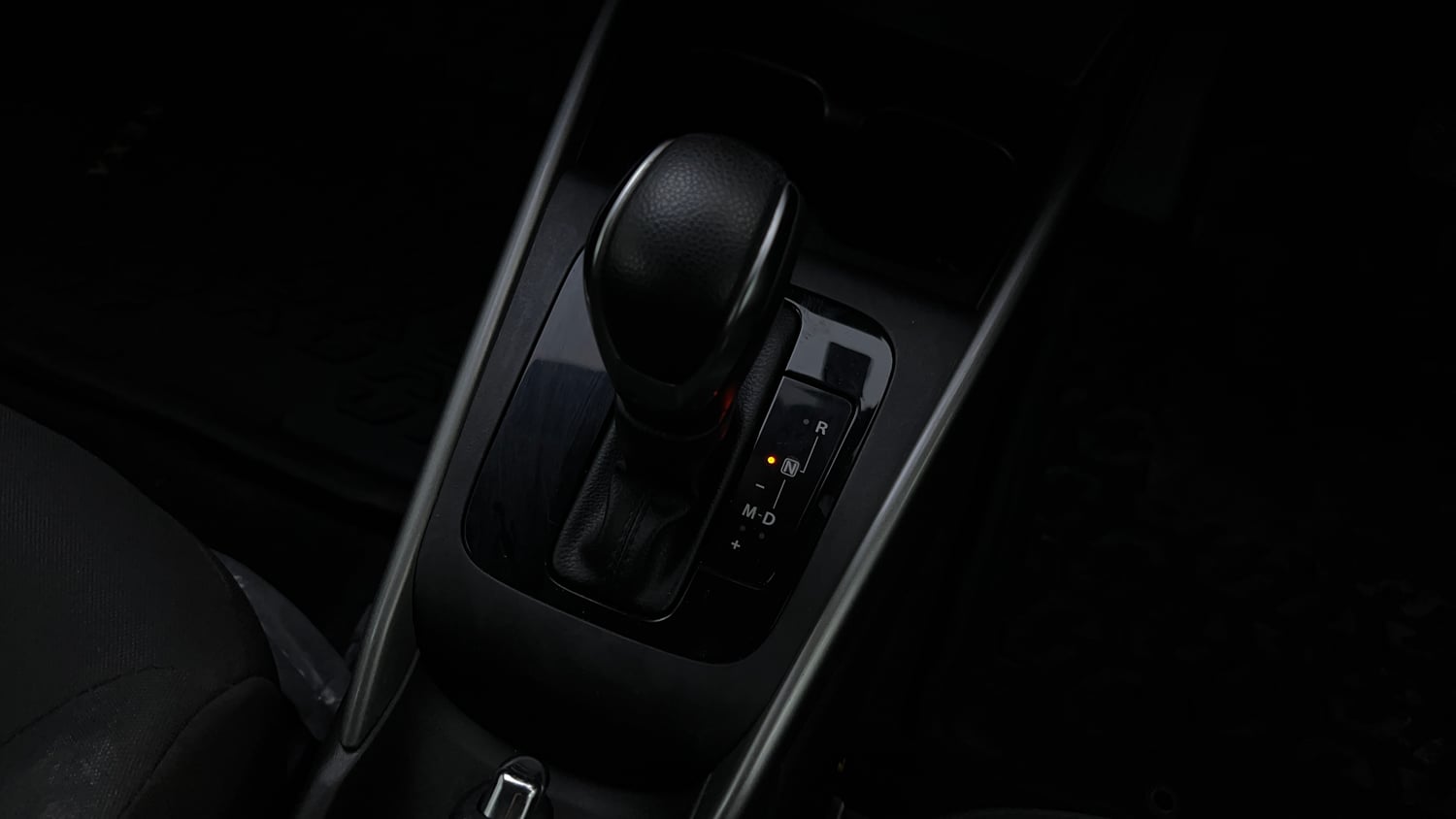 Used 2023 Maruti Suzuki Baleno Alpha AGS Petrol Automatic interior GEAR  KNOB VIEW