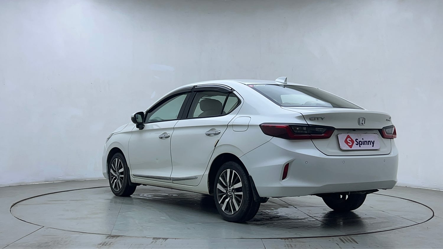 Used 2021 Honda City ZX CVT Petrol Petrol Automatic exterior LEFT REAR CORNER VIEW