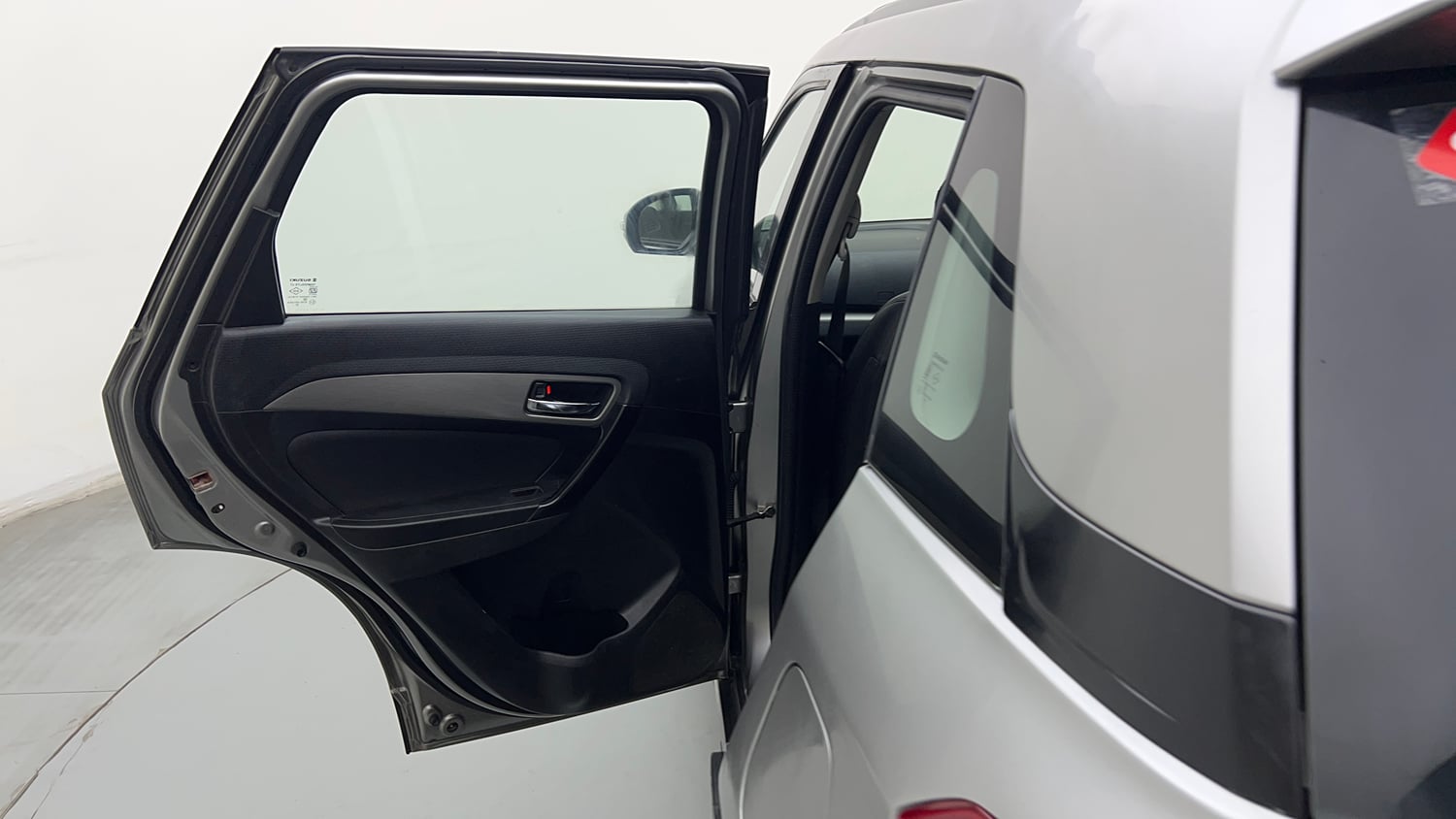 Used 2018 maruti-suzuki Vitara Brezza ZDi AGS Diesel Automatic interior LEFT REAR DOOR OPEN VIEW