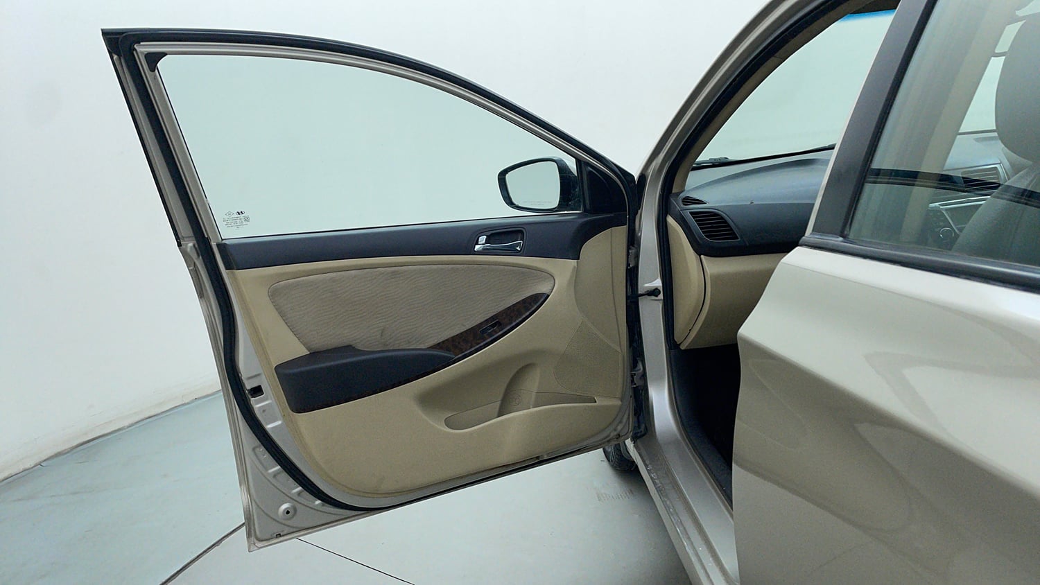 Used 2013 Hyundai Verna Fluidic 1.6 CRDi SX Diesel Manual interior LEFT FRONT DOOR OPEN VIEW