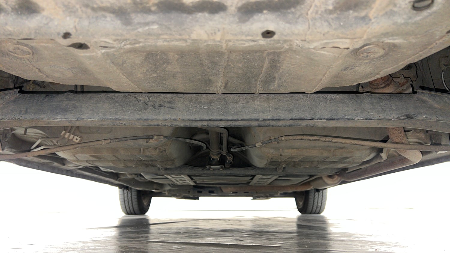 Used 2019 Honda Jazz V CVT Petrol Petrol Automatic extra REAR UNDERBODY VIEW (TAKEN FROM REAR)