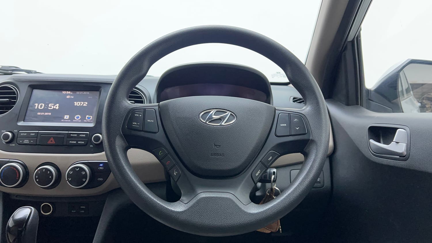 Used 2018 Hyundai Grand i10 Sportz (O) AT 1.2 Kappa VTVT Petrol Automatic interior STEERING VIEW