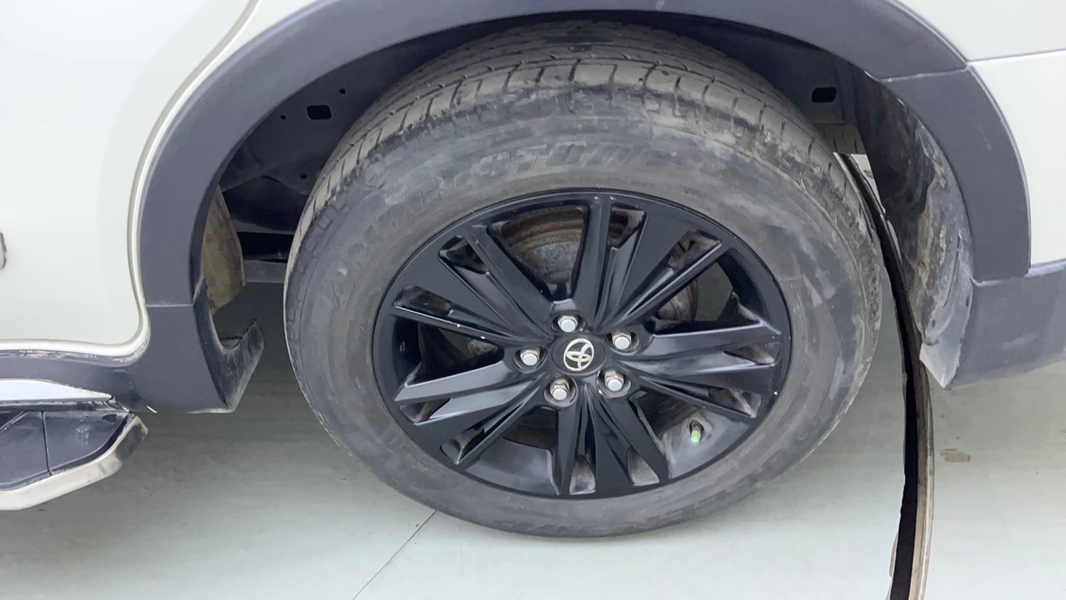 Used 2019 Toyota Innova Crysta Touring Sport Diesel AT Diesel Automatic tyres LEFT REAR TYRE RIM VIEW