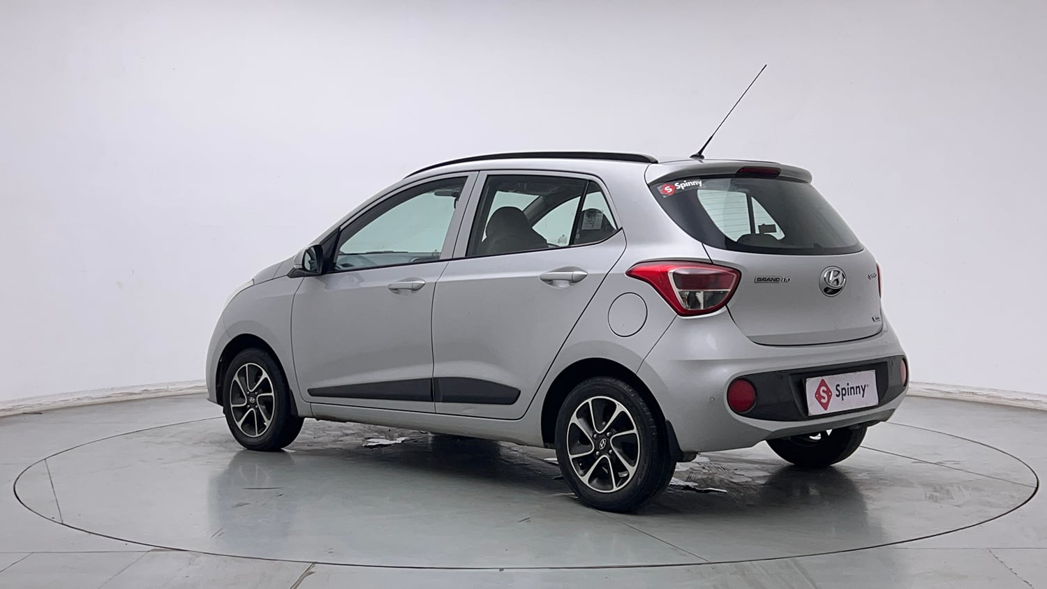 Used 2018 Hyundai Grand i10 Sportz (O) AT 1.2 Kappa VTVT Petrol Automatic exterior LEFT REAR CORNER VIEW