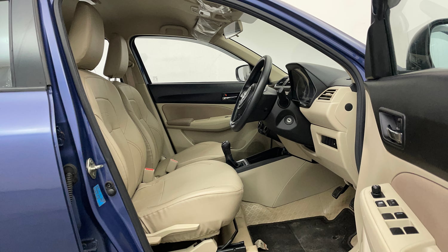Used 2018 Maruti Suzuki Dzire VXi Petrol Manual interior RIGHT SIDE FRONT DOOR CABIN VIEW