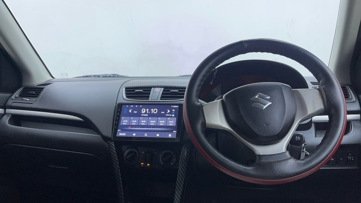 Used 2016 Maruti Suzuki Swift Deca Limited Edition VDi Diesel Manual interior DASHBOARD VIEW