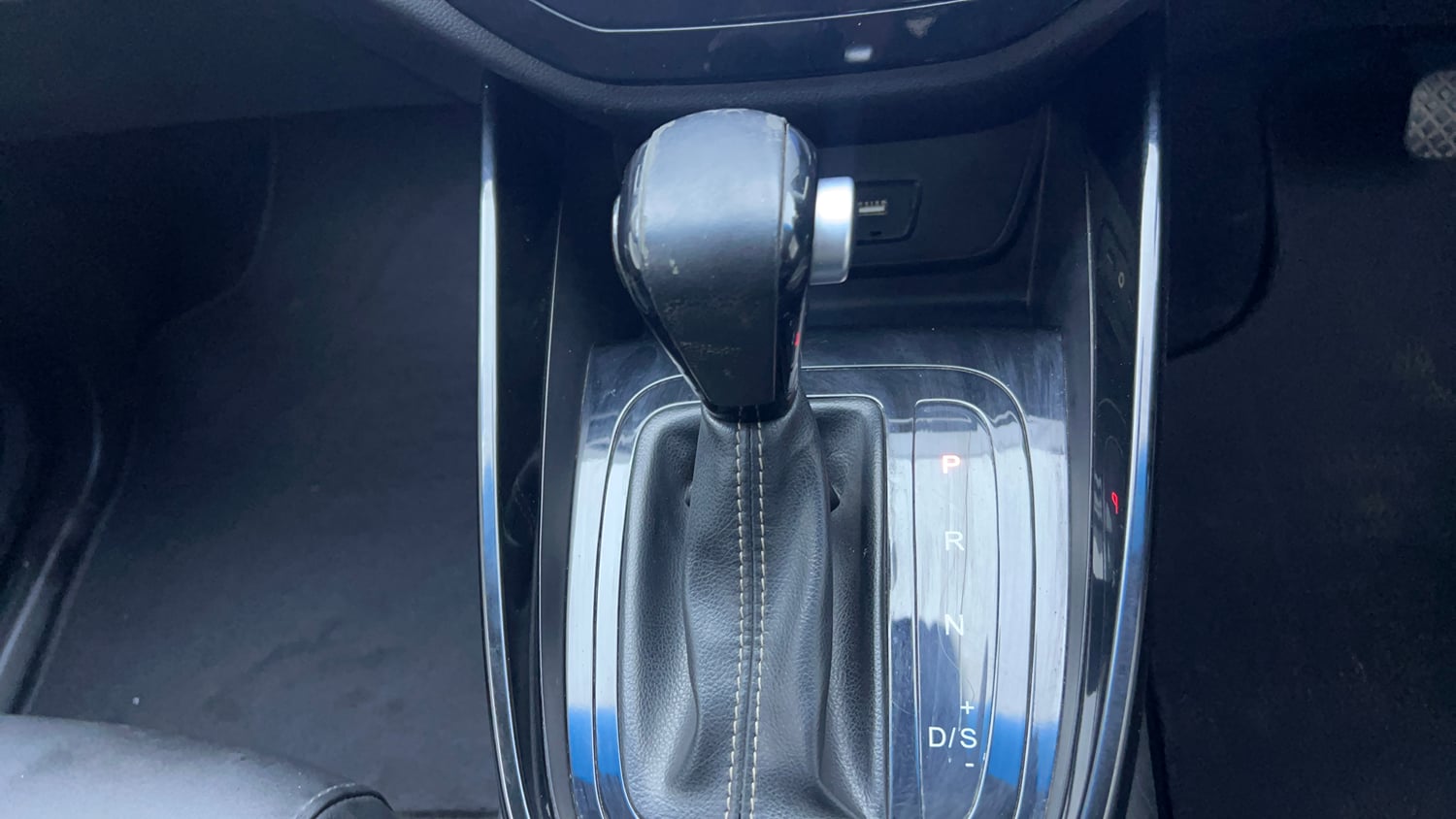 Used 2020 MG Motors Hector Sharp 1.5 DCT Petrol Petrol Automatic interior GEAR  KNOB VIEW