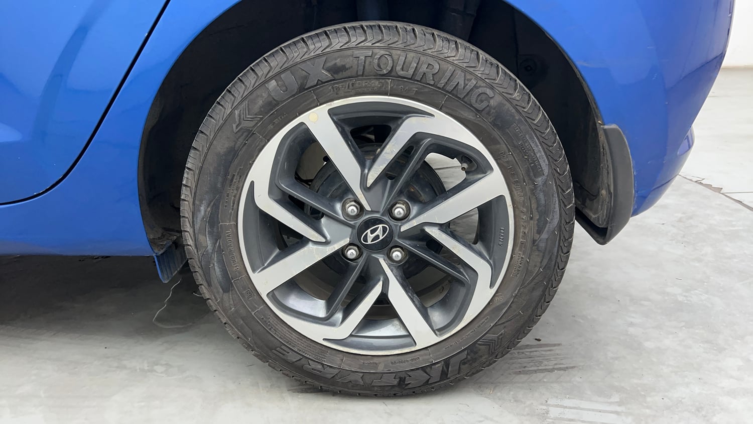 Used 2020 Hyundai Grand i10 Nios Asta 1.2 Kappa VTVT Petrol Manual tyres LEFT REAR TYRE RIM VIEW