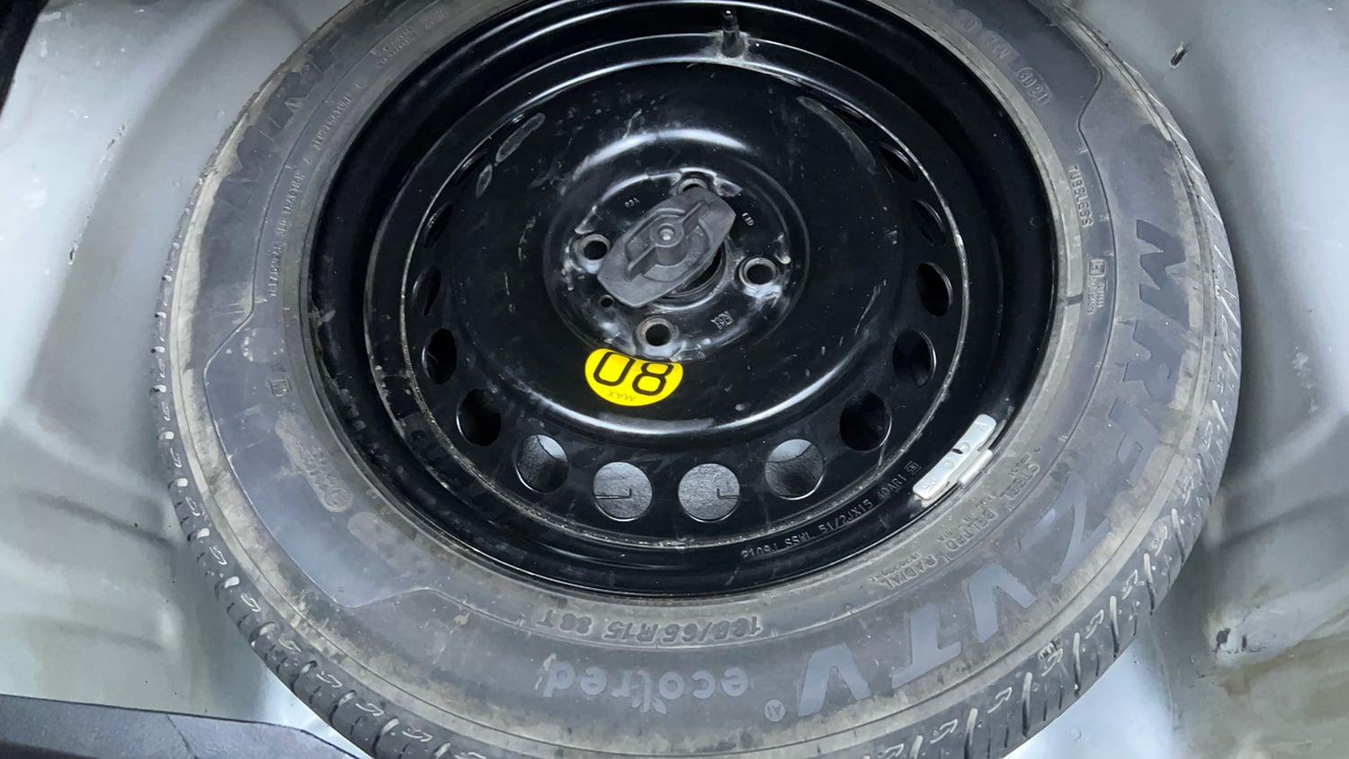 Used 2021 Maruti Suzuki Baleno Zeta Petrol Manual tyres SPARE TYRE VIEW