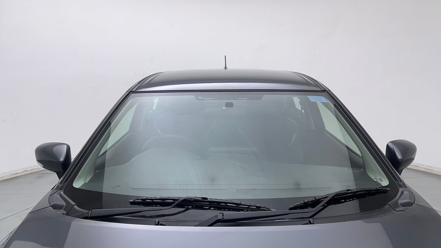 Used 2025 Maruti Suzuki Baleno Zeta MT Petrol Manual exterior FRONT WINDSHIELD VIEW