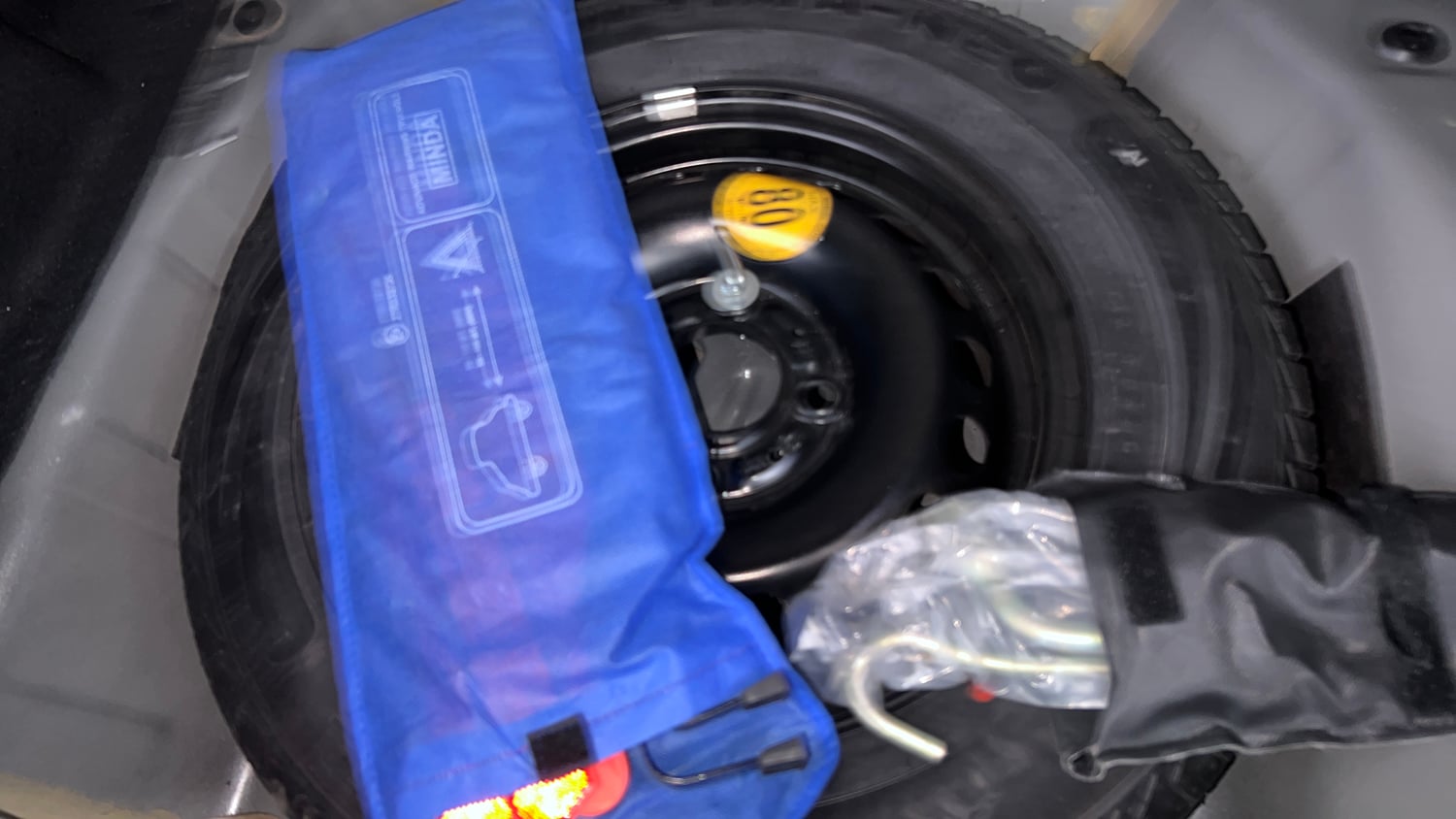 Used 2022 Tata Tiago XZ Plus Petrol Manual tyres SPARE TYRE VIEW