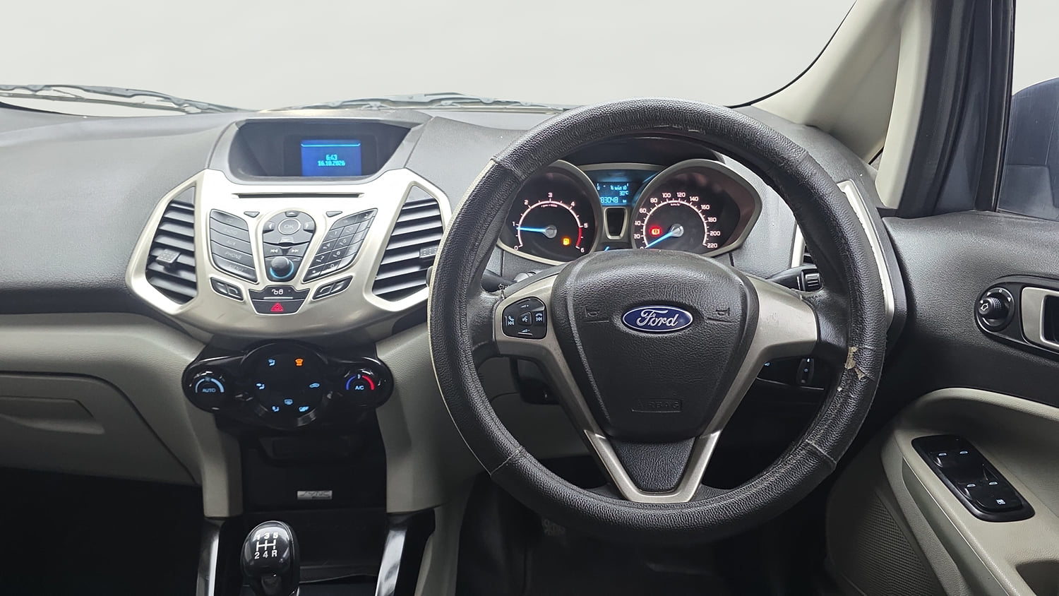 Used 2015 Ford EcoSport Titanium 1.5 TDCi Diesel Manual interior STEERING VIEW