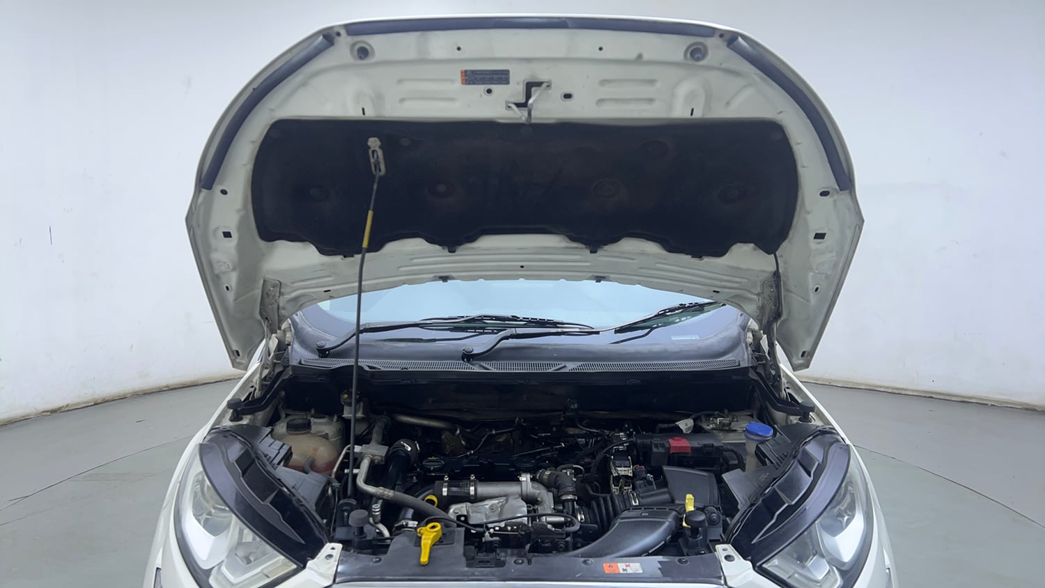 Used 2019 Ford EcoSport Titanium 1.5L TDCi Diesel Manual engine ENGINE & BONNET OPEN FRONT VIEW