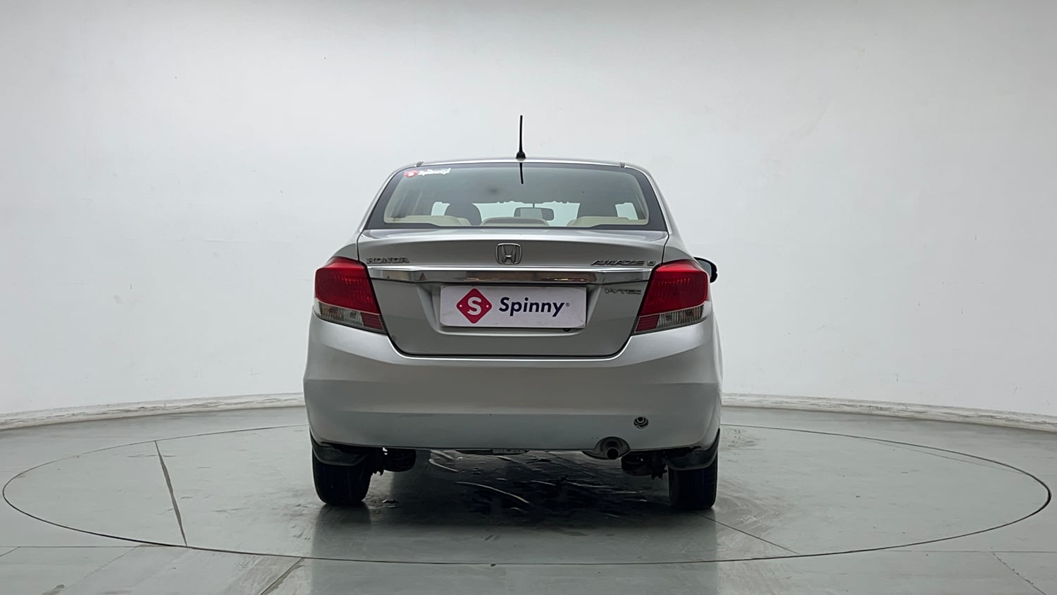Used 2015 Honda Amaze 1.2 S i-VTEC Petrol Manual exterior BACK VIEW