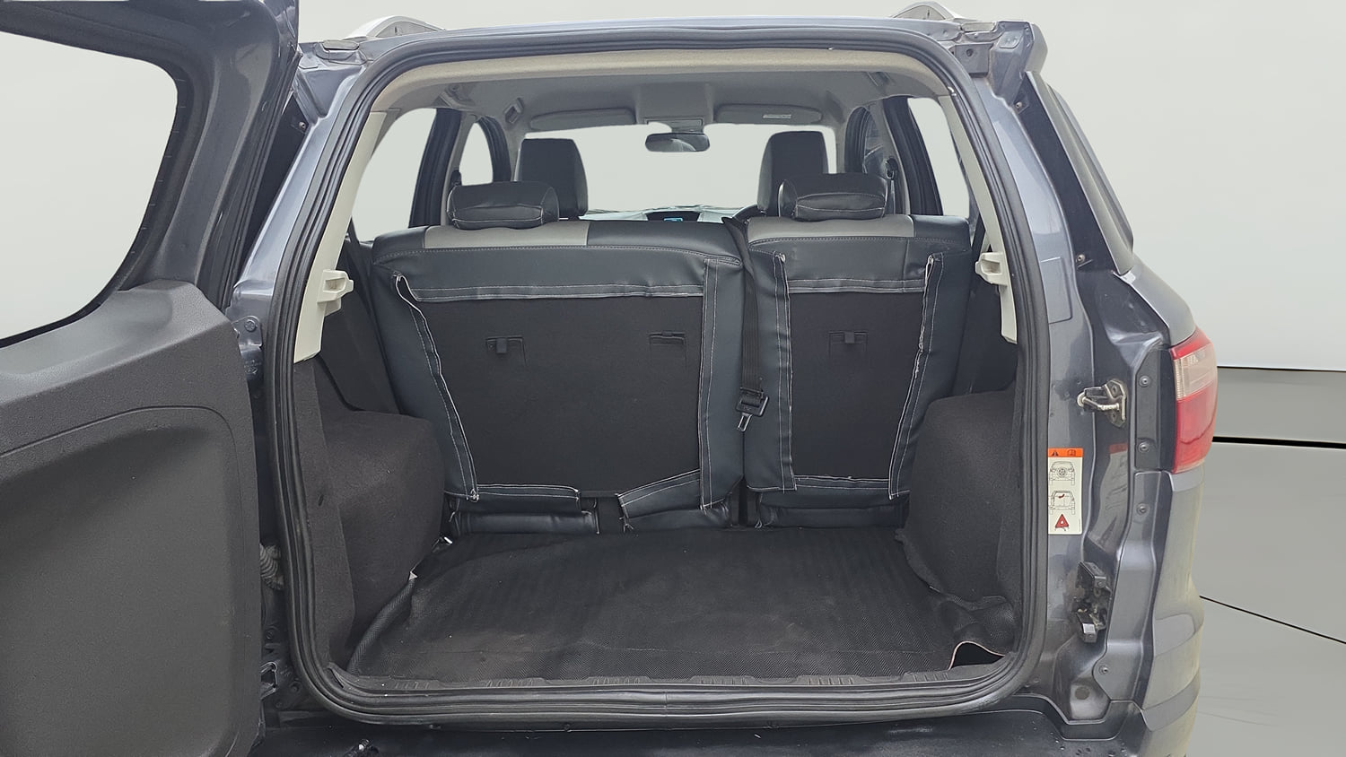 Used 2015 Ford EcoSport Titanium 1.5 TDCi Diesel Manual interior DICKY INSIDE VIEW