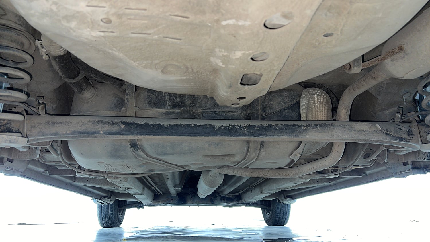 Used 2015 Maruti Suzuki Swift VXi Petrol Manual extra REAR UNDERBODY VIEW (TAKEN FROM REAR)