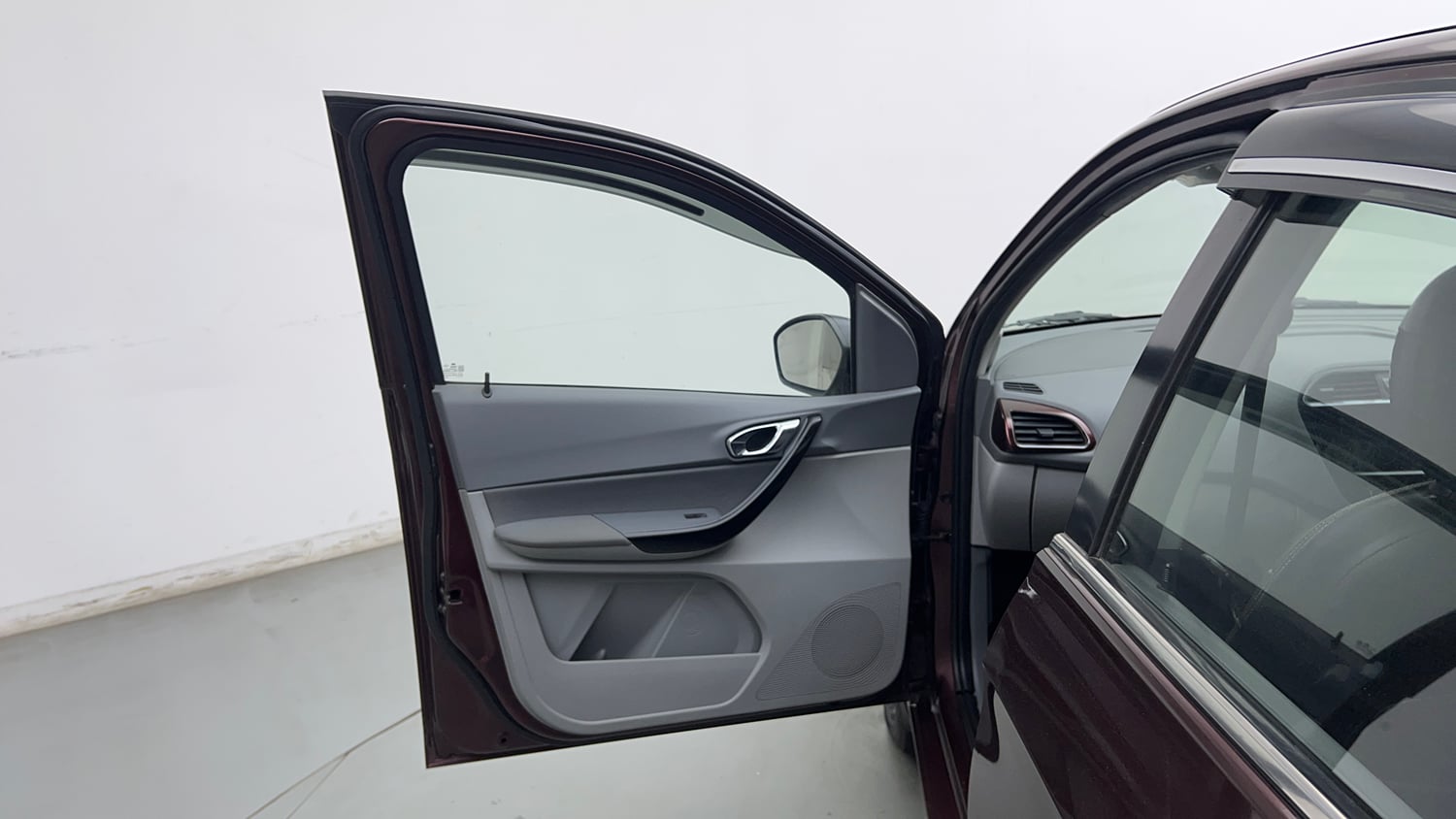 Used 2021 Tata Tigor XZA Plus Petrol Automatic interior LEFT FRONT DOOR OPEN VIEW