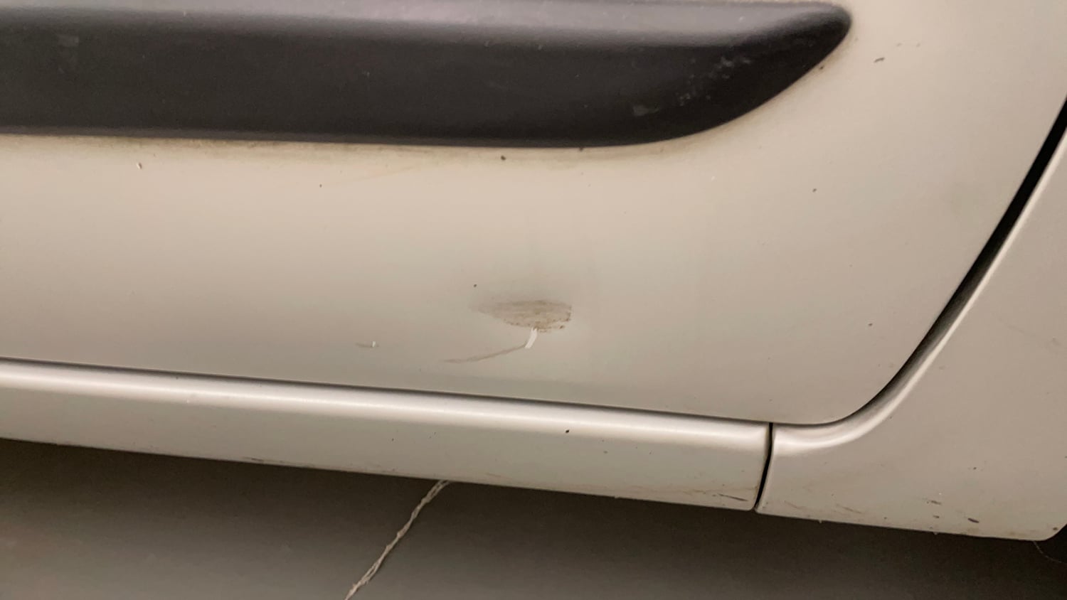 Used 2012 Maruti Suzuki Wagon R LXi Petrol Manual dents MINOR DENT