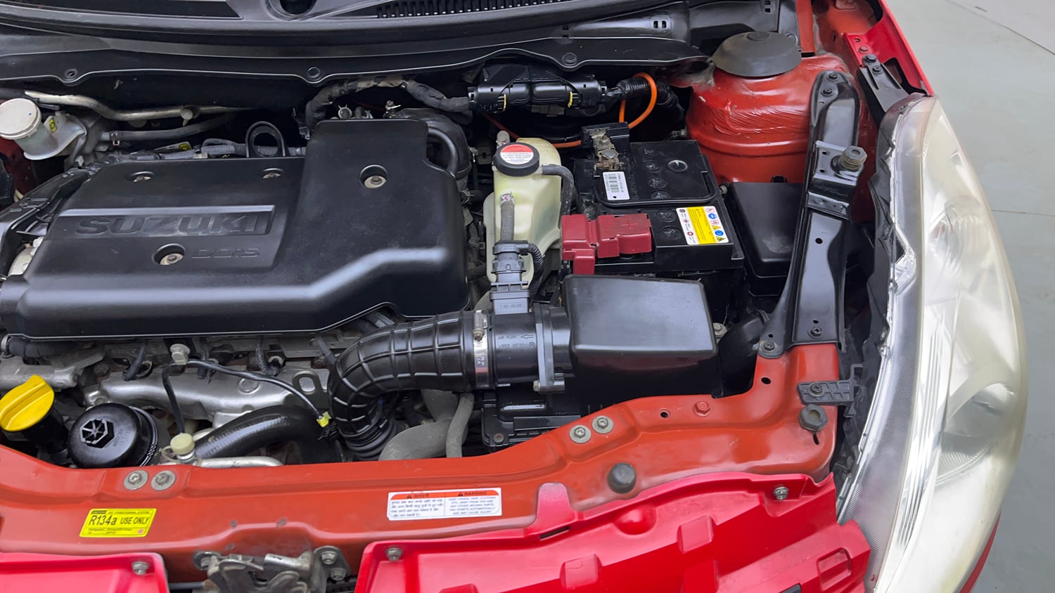 Used 2016 Maruti Suzuki Swift Deca Limited Edition VDi Diesel Manual engine ENGINE LEFT SIDE VIEW