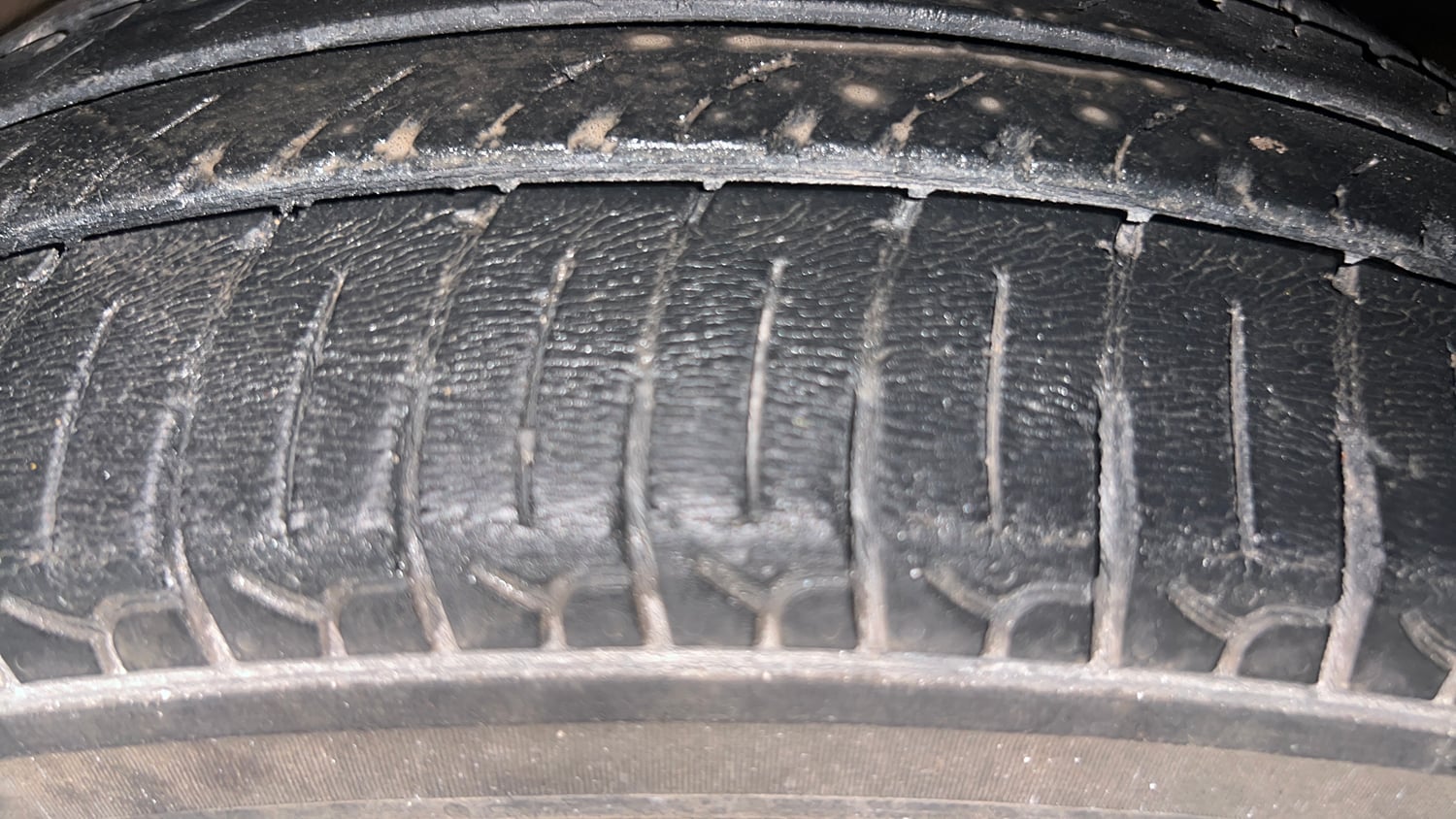 Used 2020 Hyundai Santro Sportz AMT Petrol Automatic tyres LEFT FRONT TYRE TREAD VIEW
