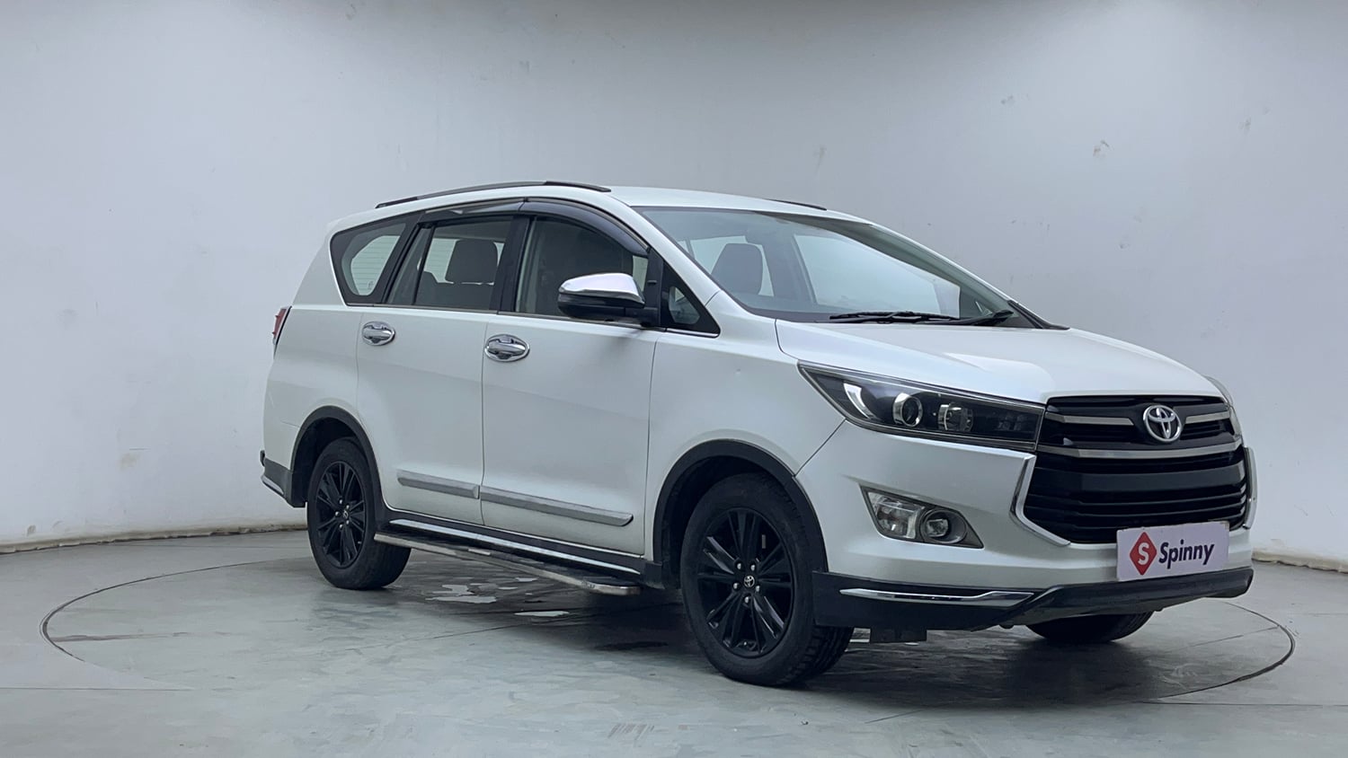 Used 2019 Toyota Innova Crysta Touring Sport Diesel AT Diesel Automatic exterior RIGHT FRONT CORNER VIEW