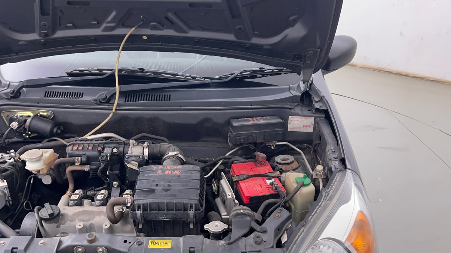 Used 2020 Maruti Suzuki Alto 800 Vxi Plus Petrol Manual engine ENGINE LEFT SIDE HINGE & APRON VIEW
