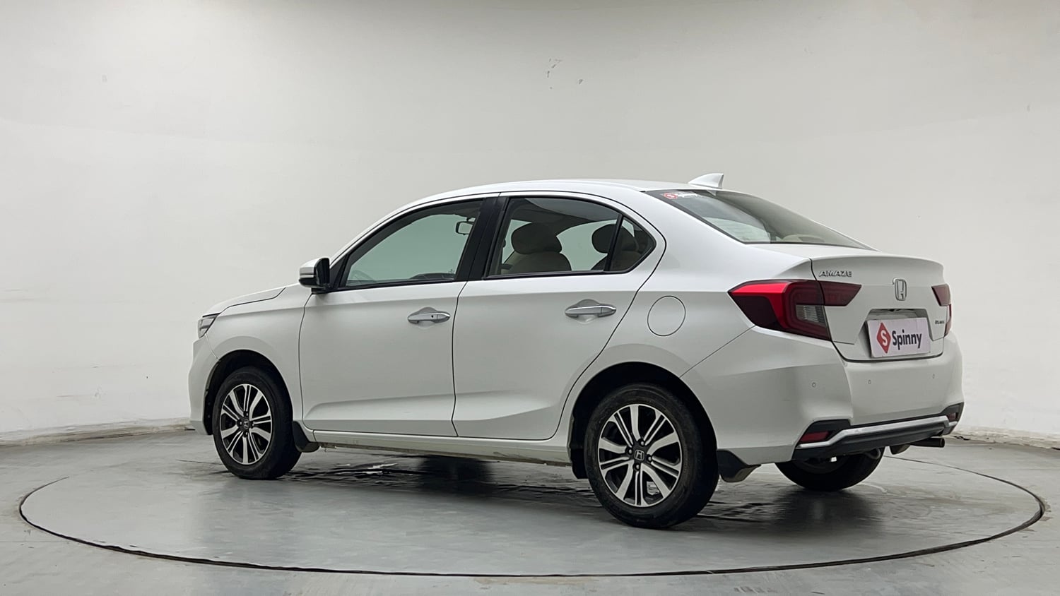 Used 2024 honda Amaze 2nd Generation VX 1.2 Petrol CVT Petrol Automatic exterior LEFT REAR CORNER VIEW