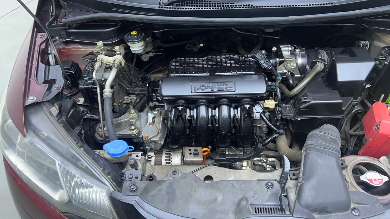 Used 2016 Honda Jazz V Petrol Petrol Manual engine ENGINE RIGHT SIDE VIEW