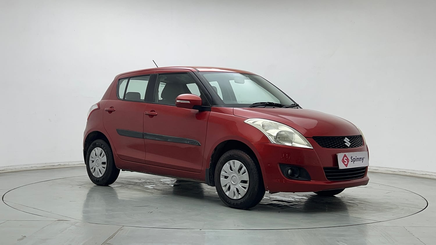 Used 2013 Maruti Suzuki Swift VXi Petrol Manual exterior RIGHT FRONT CORNER VIEW