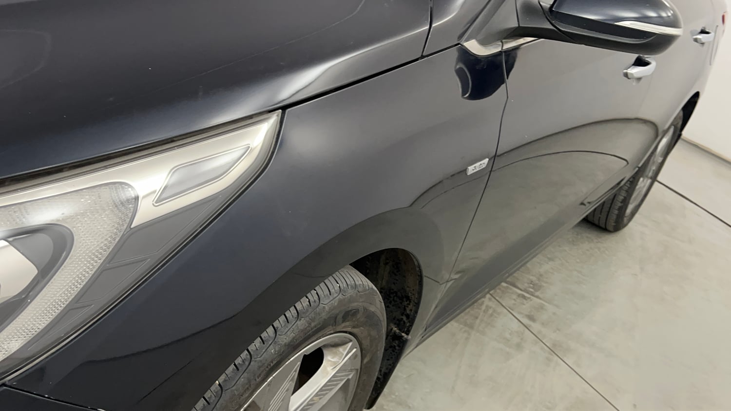 Used 2022 Hyundai Verna SX 1.5 VTVT IVT Petrol Automatic dents MINOR DENT